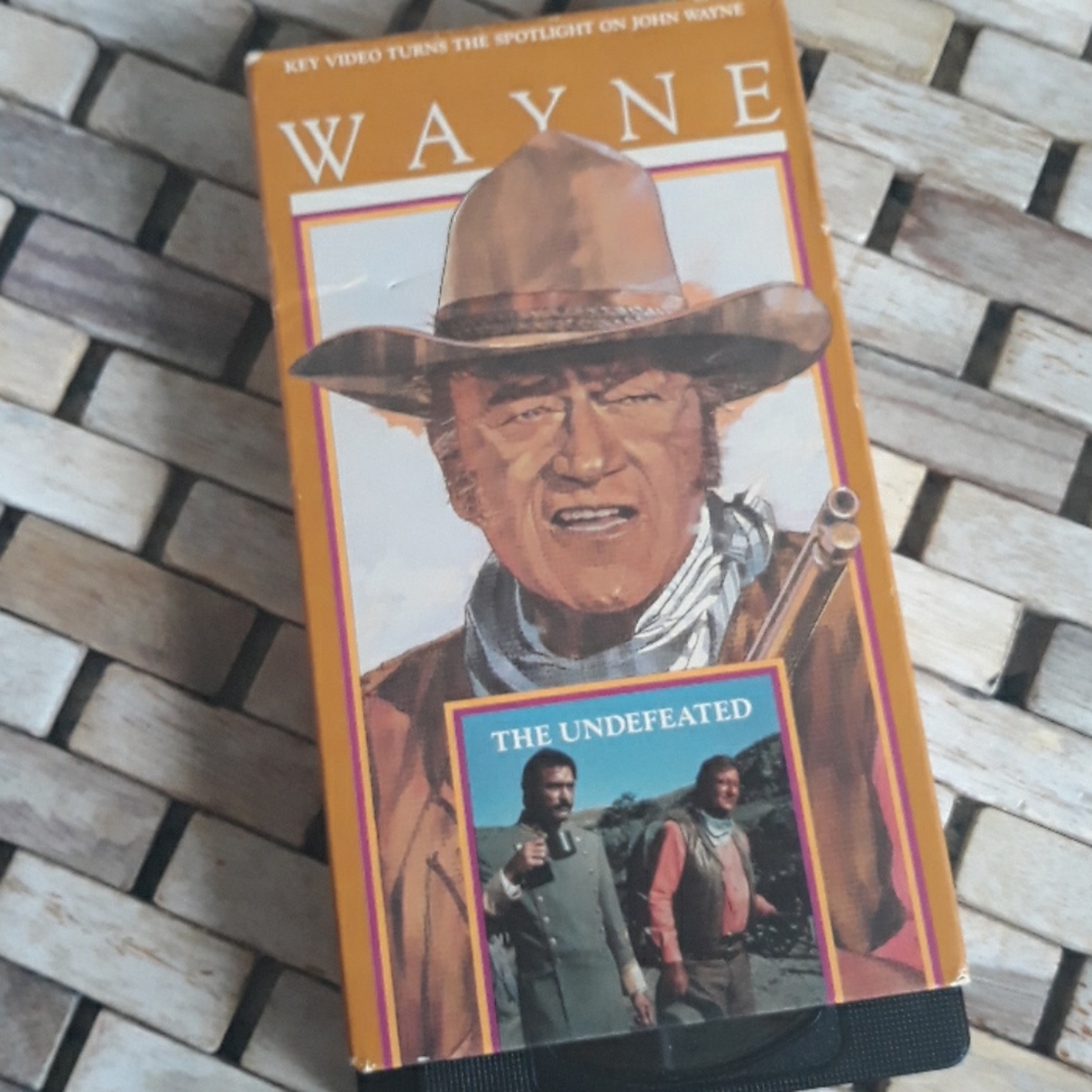 John Wayne The Undefeated VHS